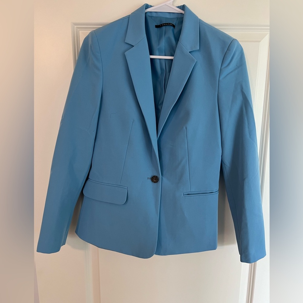 T Tahari Women’s Light Blue Blazer - Size 4